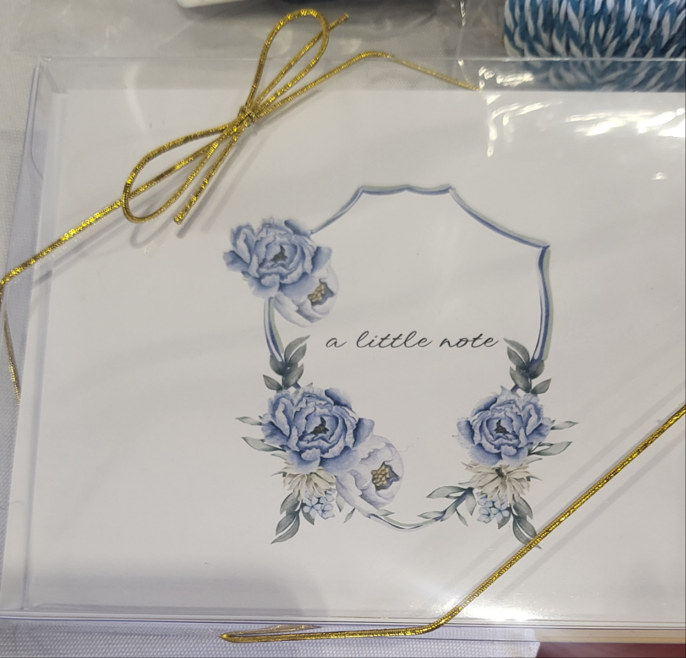 Blue Floral Folded Notecard Set